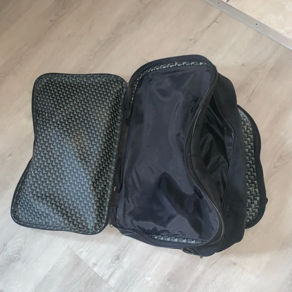 Luggage - Picture 2 of 3